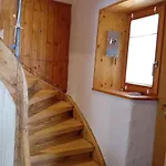 בית נופש Sunnaehoeggli By Interhome *